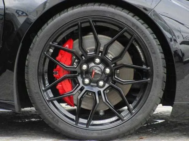 Chevrolet Corvette 2024 — миниатюра 5