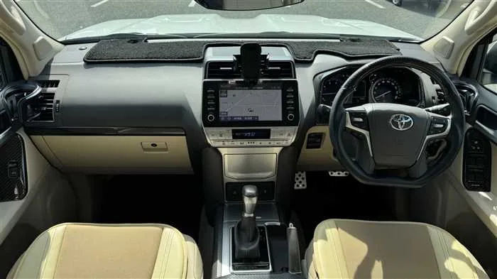 Toyota Land Cruiser Prado 2.7TX L 2022 — миниатюра 2