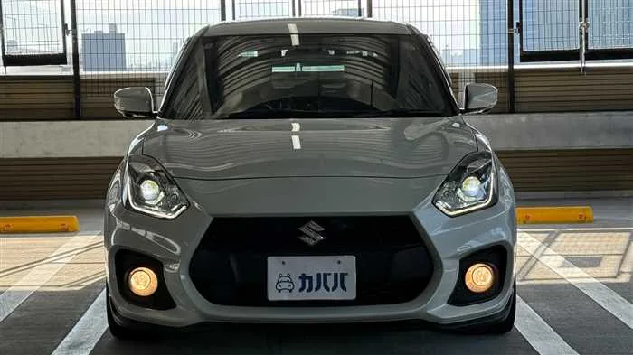 Suzuki Swift 2022 — миниатюра 2