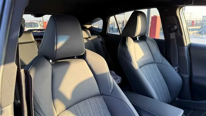 Toyota Harrier Hybrid G 2023 — миниатюра 3