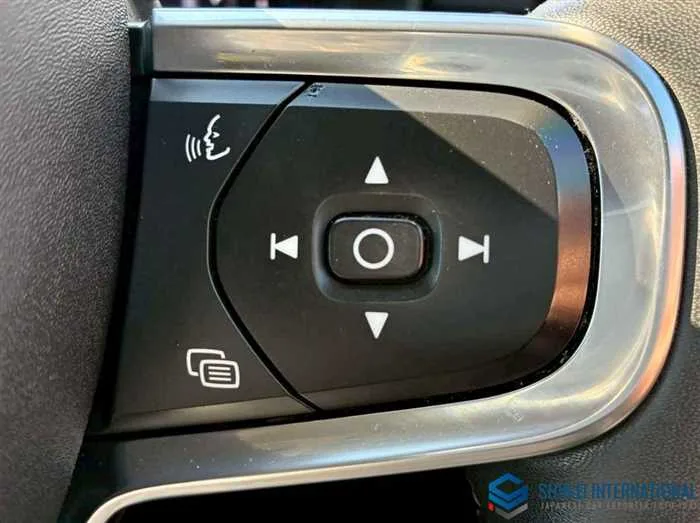 Volvo XC40 XC40 ultimate B4 AWD 4WD 2022 — миниатюра 4
