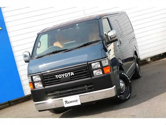 Toyota Hiace Van 2022 — миниатюра 3