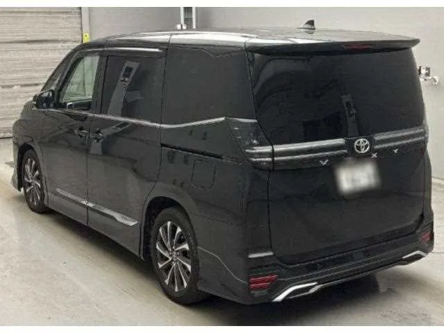 Toyota Voxy 2024 — миниатюра 5