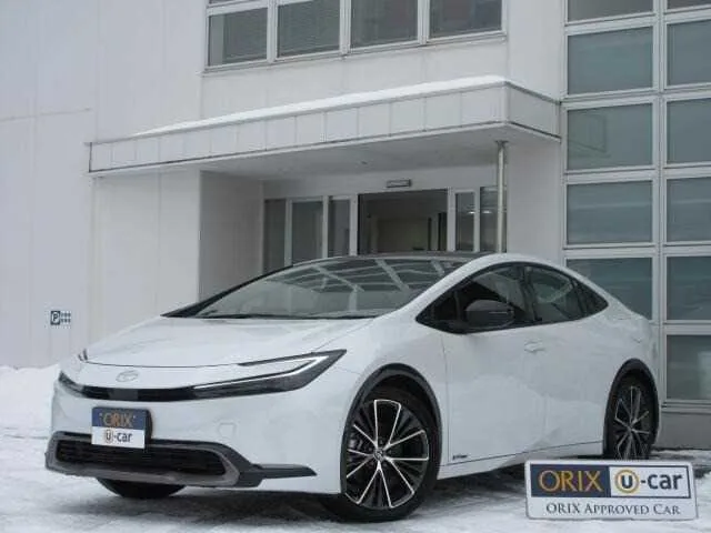 Toyota Prius 2025 — фото 1, купить с доставкой в Москву