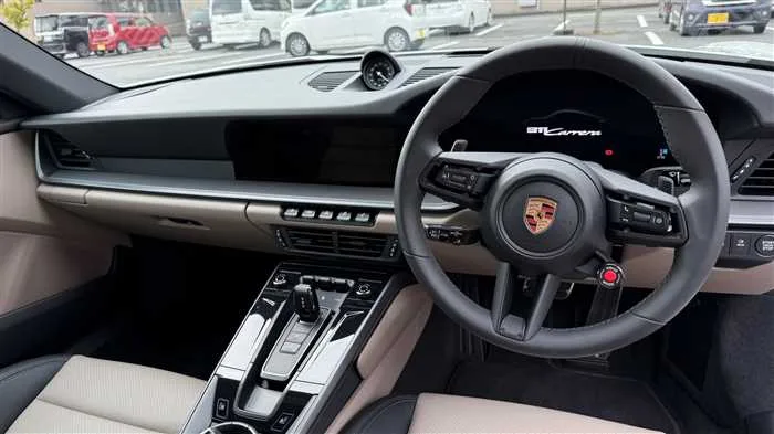Porsche 911 2025 — миниатюра 5