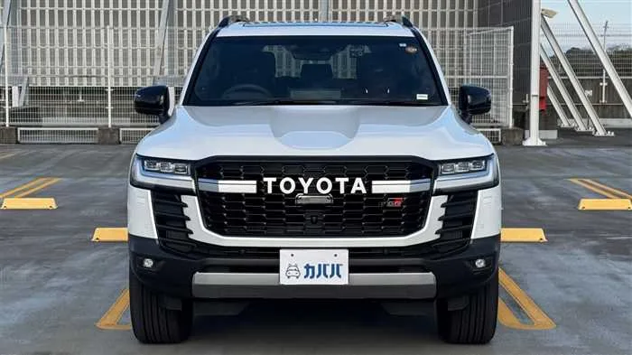 Toyota Land Cruiser GR 2023 — миниатюра 2
