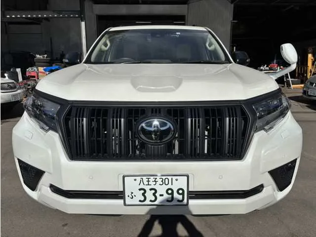 Toyota Land Cruiser Prado 2023 — миниатюра 2