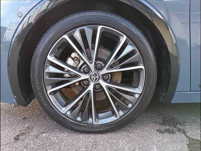 Toyota Prius Z 4WD 2023 — миниатюра 4