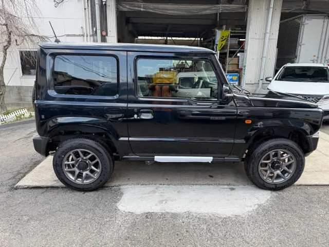 Suzuki Jimny 2025 — миниатюра 4