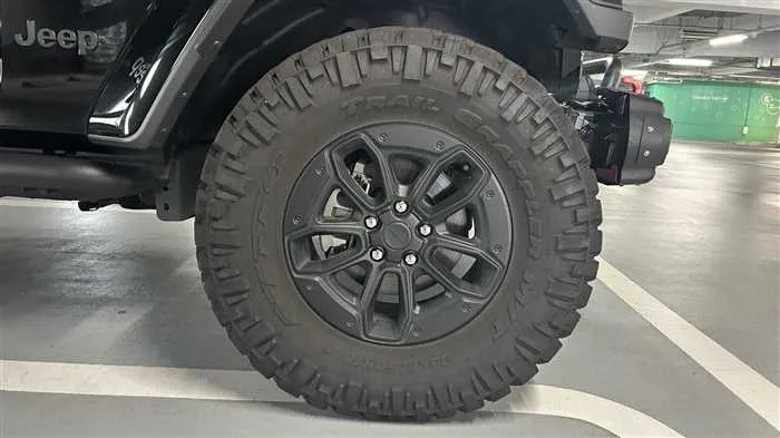 Jeep Wrangler 2023 — миниатюра 5