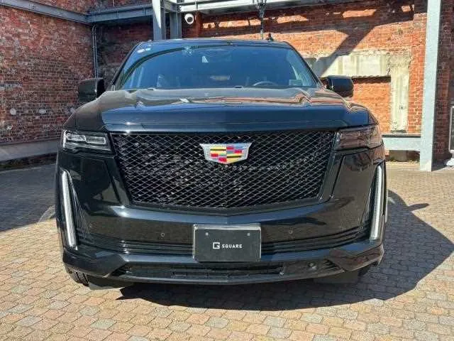 Cadillac Escalade 2023 — миниатюра 5
