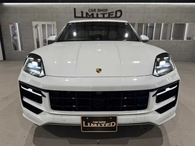 Porsche Cayenne 2024 — миниатюра 2