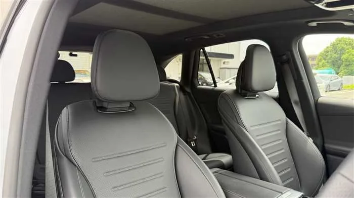 Mercedes-Benz GLC-Class GLC220d 4MATIC AMG 2024 — миниатюра 3
