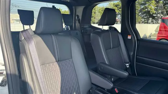 Toyota Noah S-Z 2025 — миниатюра 3