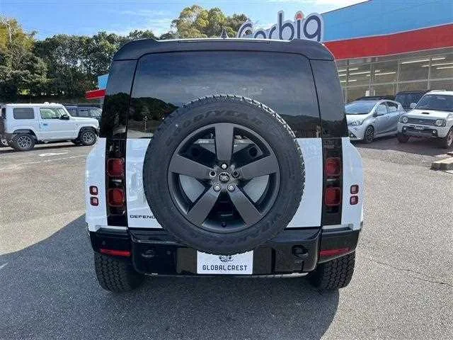 Land Rover Defender 2024 — миниатюра 4