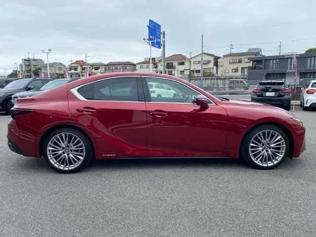 Lexus IS 2022 — миниатюра 4