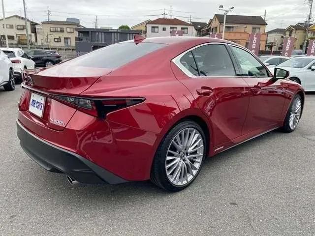 Lexus IS 2022 — миниатюра 5