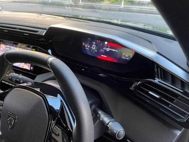 Peugeot 308 2025 — миниатюра 3