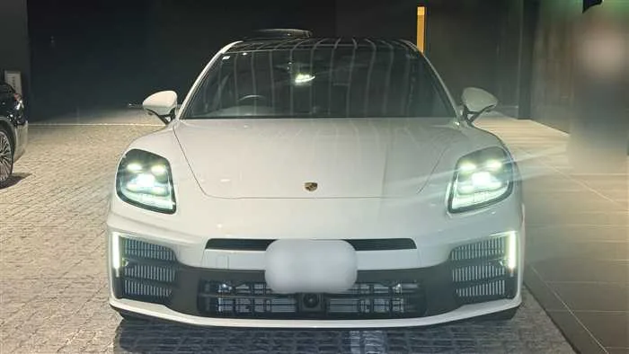 Porsche Panamera 2024 — миниатюра 2