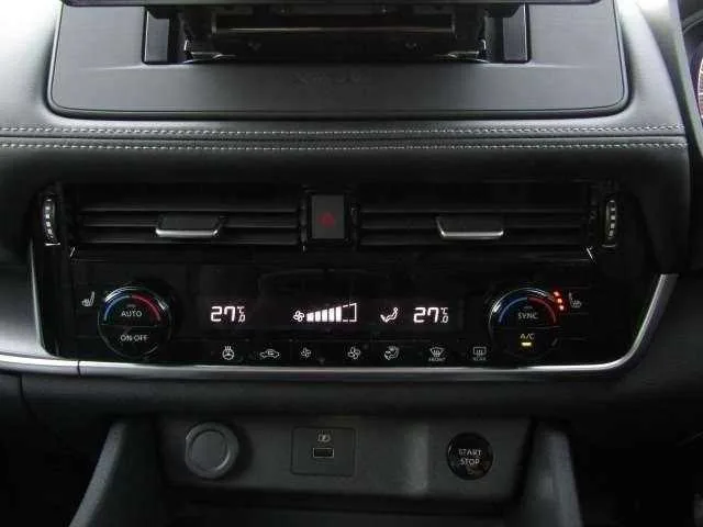 Nissan X-Trail 2022 — миниатюра 4