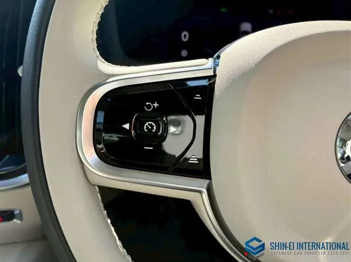 Volvo S60 Ultimate B4/Panoramic SR 2024 — миниатюра 4