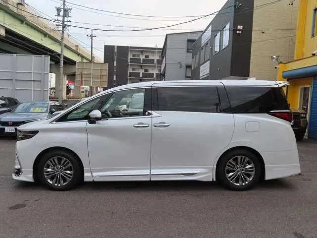 Toyota Alphard Hybrid 2024 — миниатюра 3