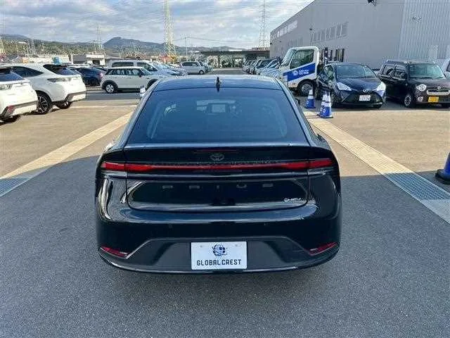 Toyota Prius 2023 — миниатюра 3