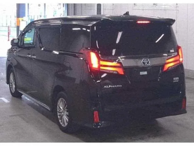 Toyota Alphard Hybrid 2023 — миниатюра 2