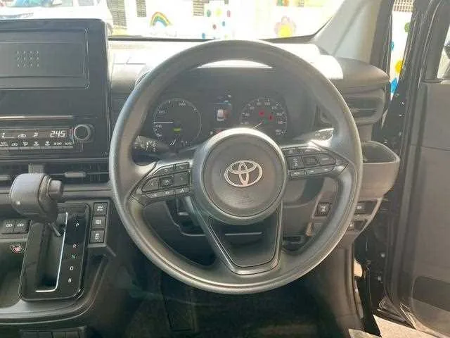 Toyota Sienta 2025 — миниатюра 3