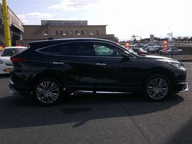 Toyota Harrier Hybrid 2023 — миниатюра 5