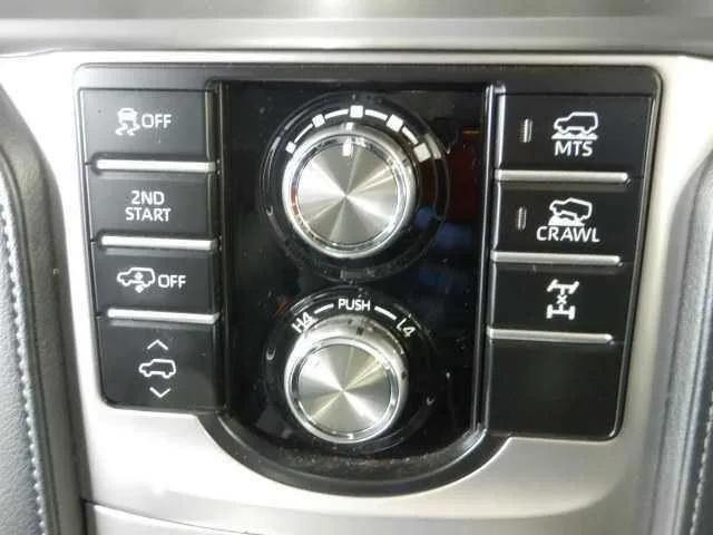 Toyota Land Cruiser Prado 2023 — миниатюра 3