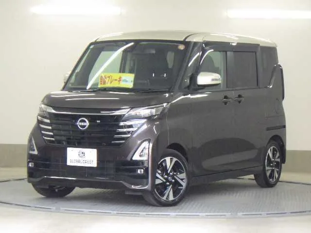 Nissan ROOX 2025 — фото 1, купить с доставкой в Москву