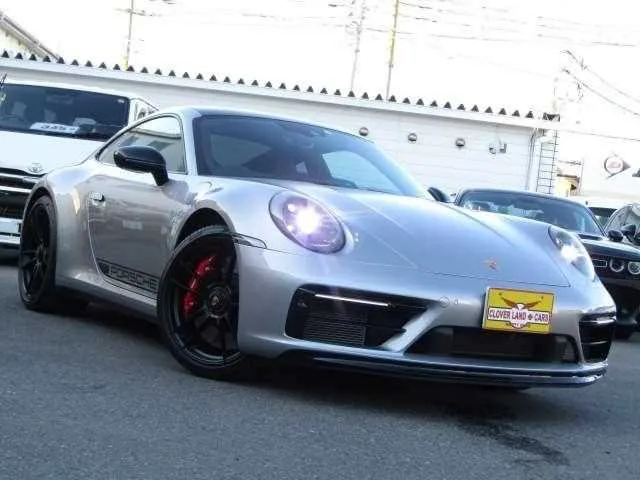 Porsche 911 GTS 2022 — миниатюра 3