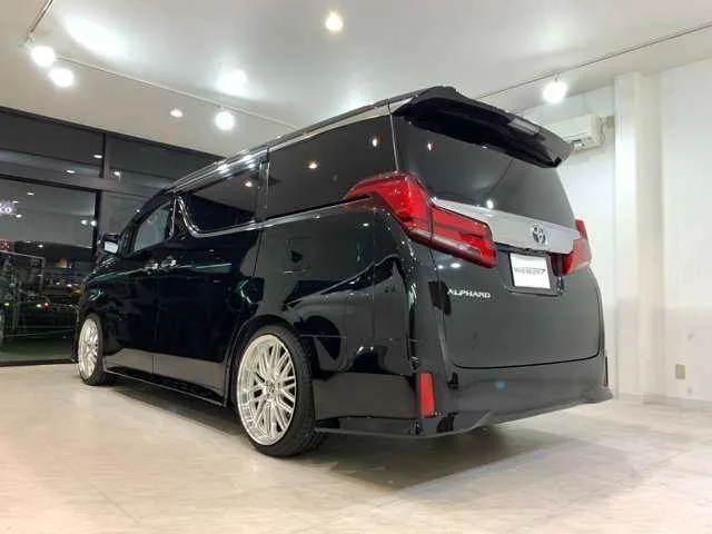 Toyota Alphard G 2022 — миниатюра 2