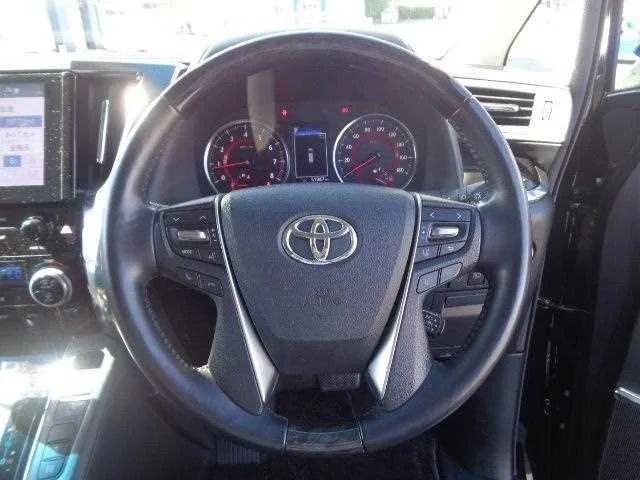 Toyota Alphard G 2023 — миниатюра 3
