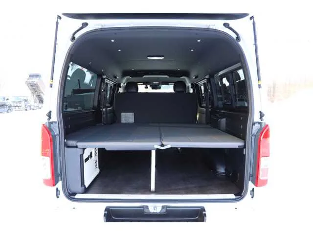 Toyota Hiace Van 2024 — миниатюра 5