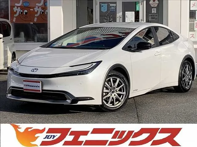 Toyota Prius G 4WD Toyota Safety Sense 2024 — фото 1, купить с доставкой в Москву
