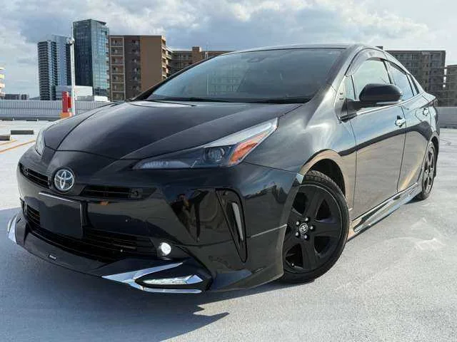 Toyota Prius 2022 — миниатюра 2