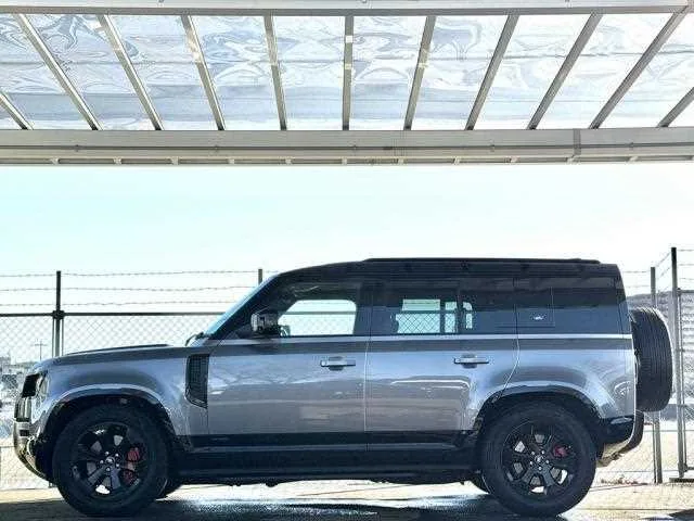 Land Rover Defender 2023 — миниатюра 3