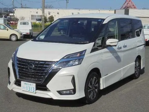 Nissan Serena 2022 купить в Москве
