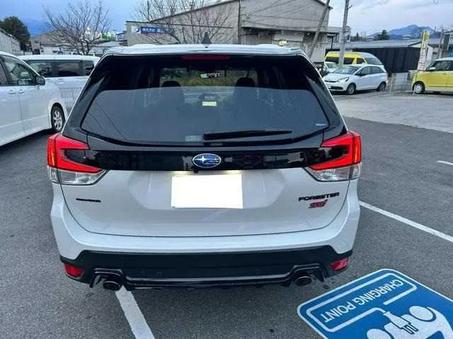 Subaru Forester 2022 — миниатюра 3