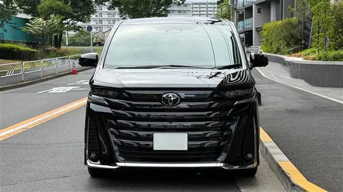 Toyota Vellfire Z 4WD 2024 — миниатюра 2