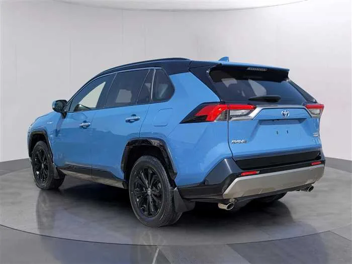Toyota RAV4 2024 — миниатюра 3