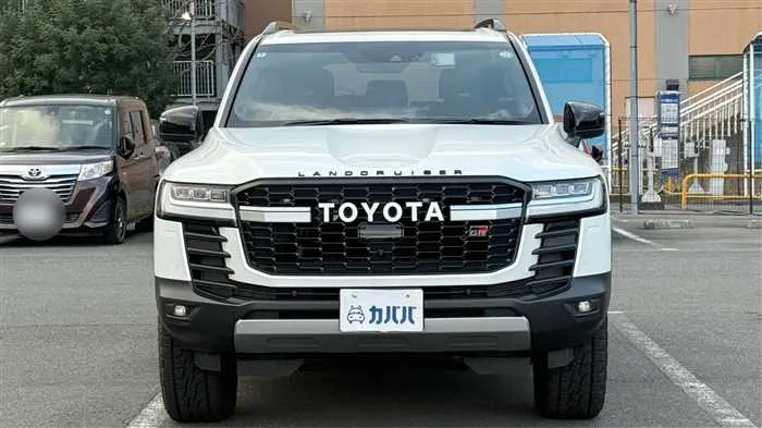 Toyota Land Cruiser GR 2024 — миниатюра 2