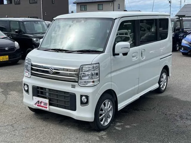 Suzuki Every Wagon 2023 — фото 1, купить с доставкой в Москву