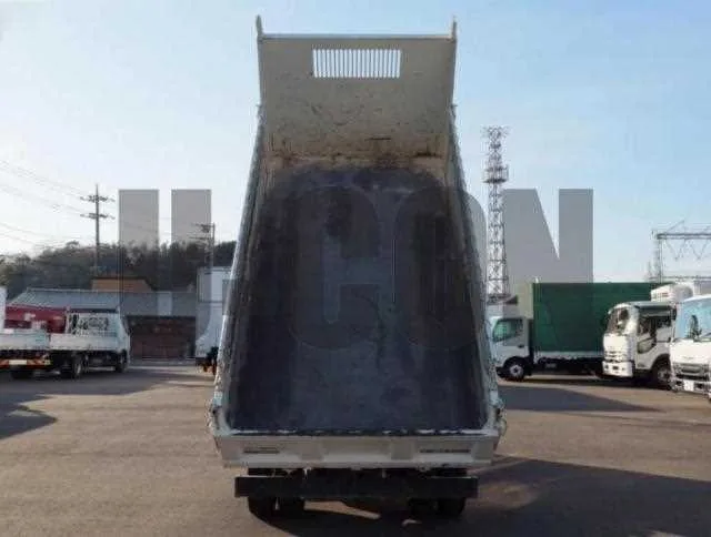 Mitsubishi Fuso Canter 2022 — миниатюра 3
