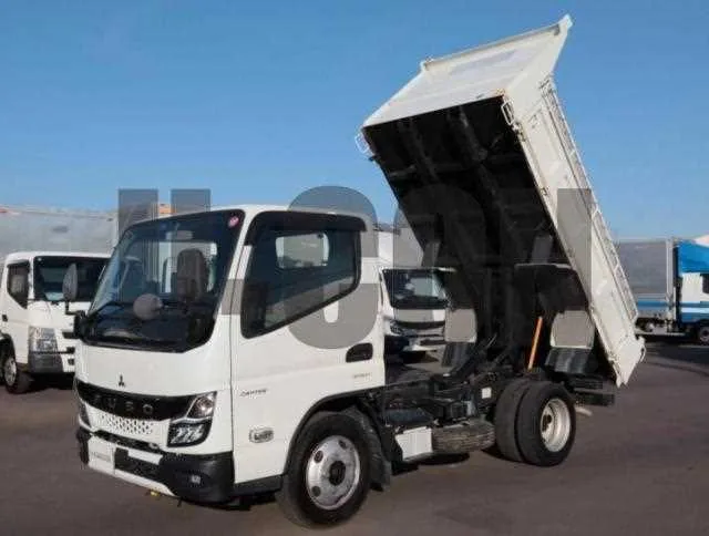 Mitsubishi Fuso Canter 2022 — фото 1, купить с доставкой в Москву
