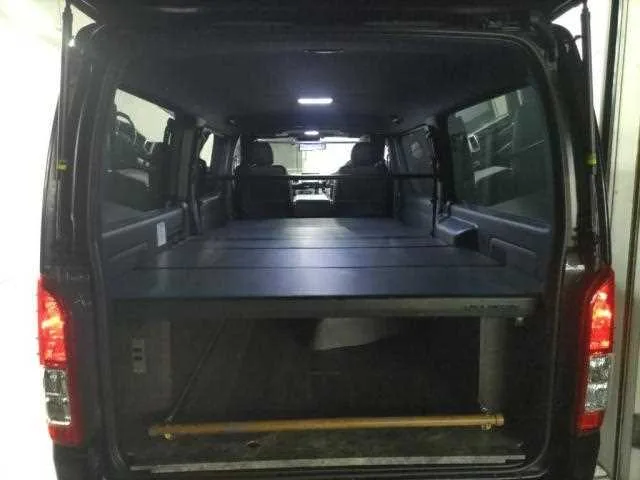 Toyota Hiace Van 2022 — миниатюра 4