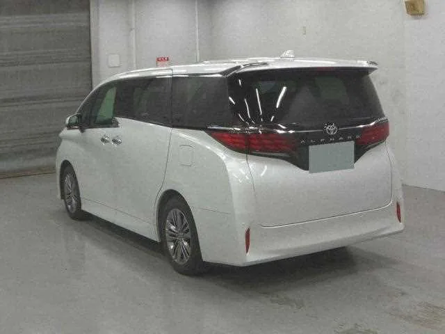 Toyota Alphard G Z 2024 — миниатюра 2