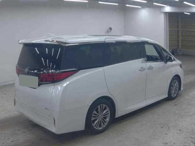 Toyota Alphard Hybrid 2023 — миниатюра 2